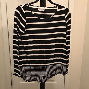 Olive and Oak Long Sleeve top